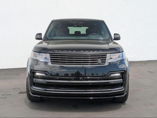 2025 Land Rover Range Rover P530 SE