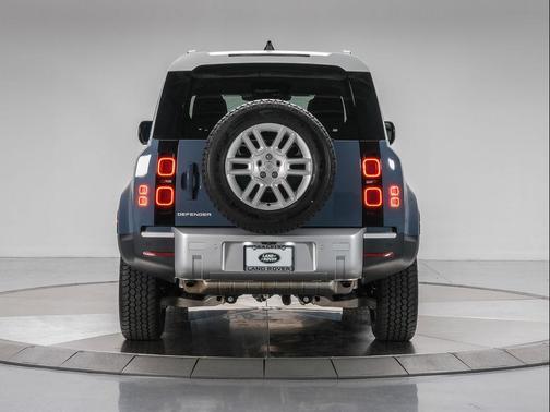 2025 Land Rover Defender P300