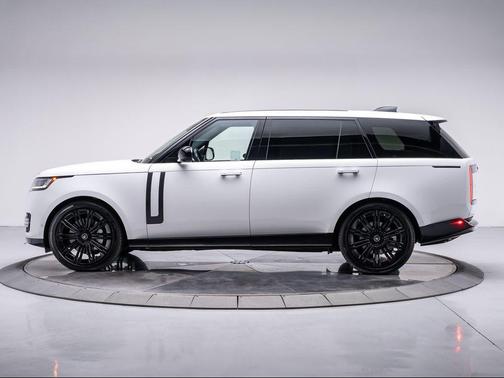 2025 Land Rover Range Rover P530 SE 7 Seat