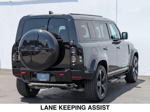 2025 Land Rover Defender P400 X