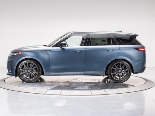 2025 Land Rover Range Rover Sport P635 SV Edition Two