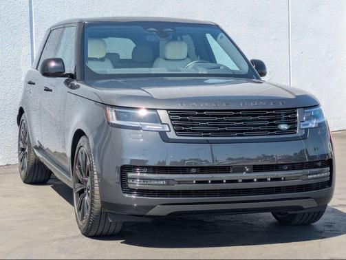 2025 Land Rover Range Rover P530 SE