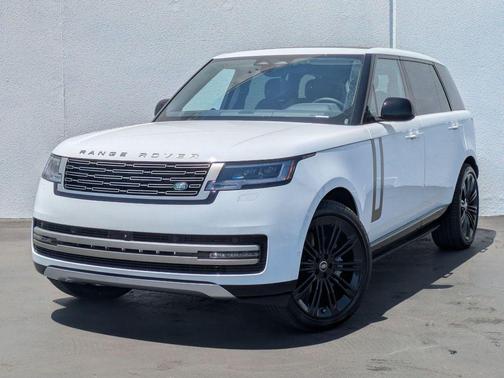 2025 Land Rover Range Rover P530 SE 7 Seat