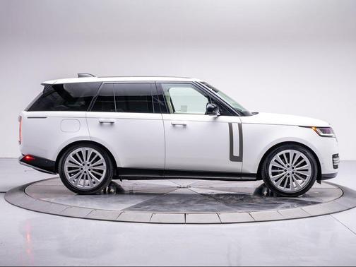 2024 Land Rover Range Rover P400 SE