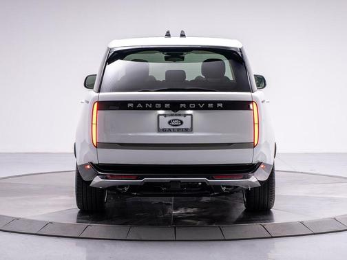 2024 Land Rover Range Rover P400 SE