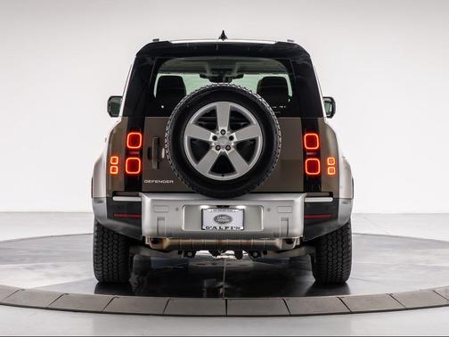 2024 Land Rover Defender P300