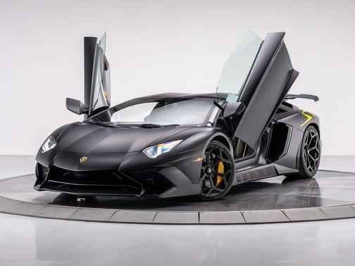 2016 Lamborghini Aventador LP750-4 Superveloce