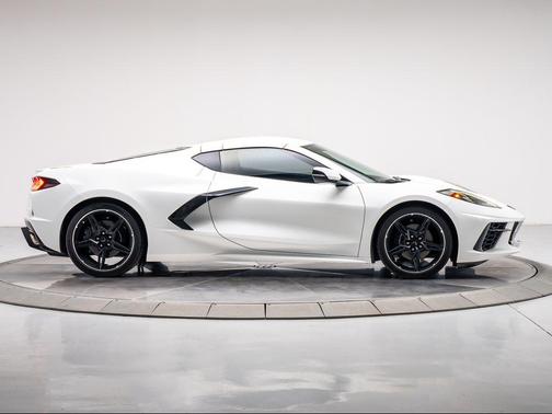 2023 Chevrolet Corvette Stingray w/1LT