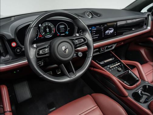 Chromite Black Metallic 2025 Porsche Cayenne Cayenne Turbo E-Hybrid