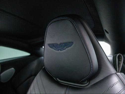 2019 Aston Martin DB11 V8