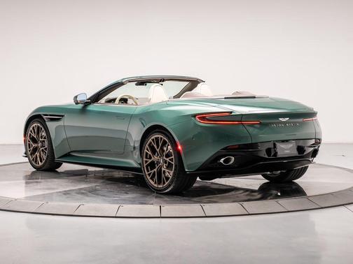 2026 Aston Martin DB12 Volante