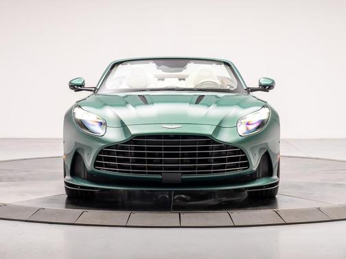 2026 Aston Martin DB12 Volante