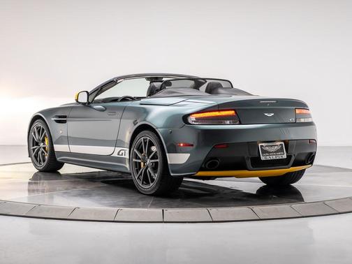 2015 Aston Martin Vantage GT Base