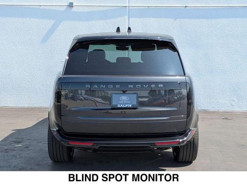 2025 Land Rover Range Rover P530 SE