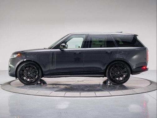 2025 Land Rover Range Rover P530 SE