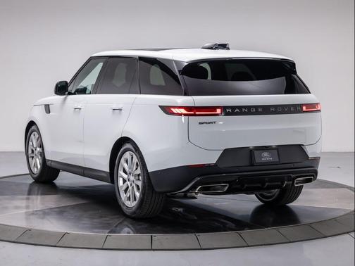 2025 Land Rover Range Rover Sport P360 SE