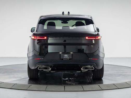 SANTORINI BLACK 2026 Land Rover Range Rover Sport SE
