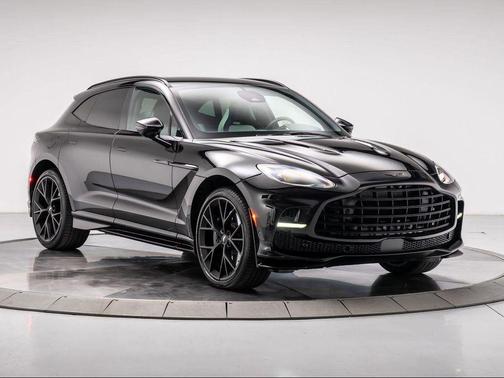 2025 Aston Martin DBX 707