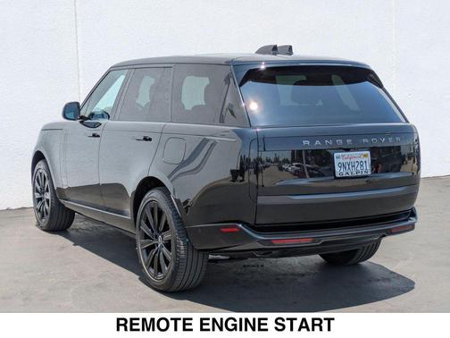 2025 Land Rover Range Rover P550e SE