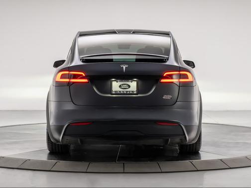 2022 Tesla Model X Plaid
