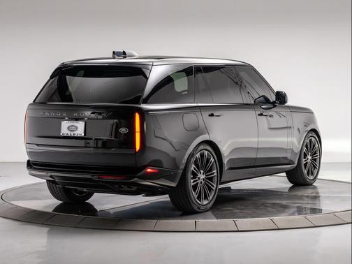 2023 Land Rover Range Rover First Edition