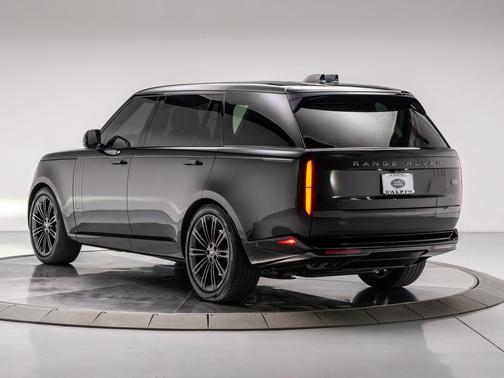 2023 Land Rover Range Rover First Edition