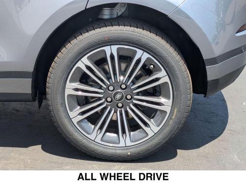 2026 Land Rover Range Rover Evoque Core S