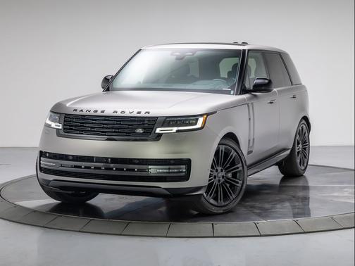 FLUX SILVER IN SATIN FINISH 2026 Land Rover Range Rover P530 SE