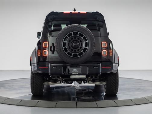 Narvik Black 2026 Land Rover Defender P635 OCTA Black