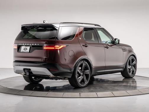 Sedona Red 2026 Land Rover Discovery GEMINI EDITION