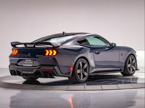 2024 Ford Mustang Dark Horse