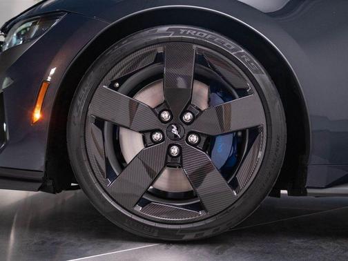 2024 Ford Mustang Dark Horse
