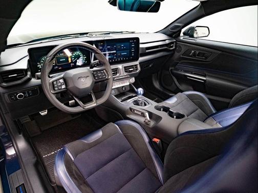 2024 Ford Mustang Dark Horse