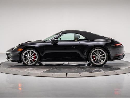2022 Porsche 911 Carrera 4S