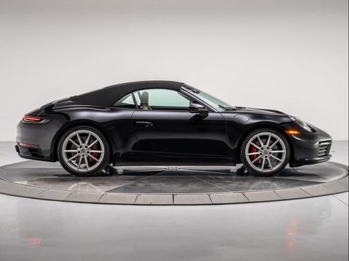 2022 Porsche 911 Carrera 4S