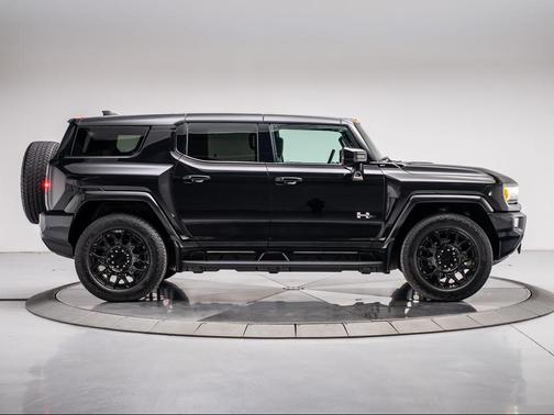 2024 GMC HUMMER EV SUV 2X