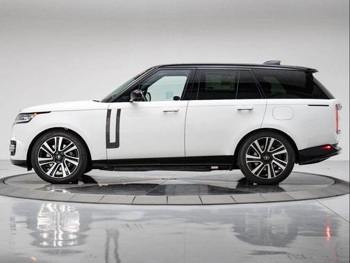 2025 Land Rover Range Rover P550e Autobiography