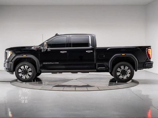 2024 GMC Sierra 2500 Denali