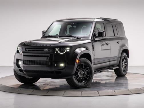SANTORINI BLACK 2026 Land Rover Defender P300 S