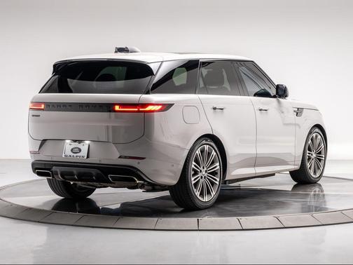 2025 Land Rover Range Rover Sport P460 Dynamic SE