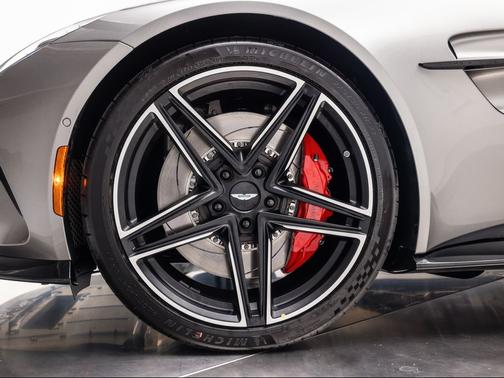 Silver 2026 Aston Martin Vantage Base