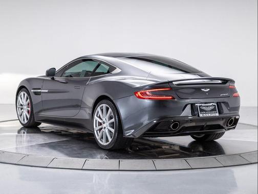 2016 Aston Martin Vanquish Base