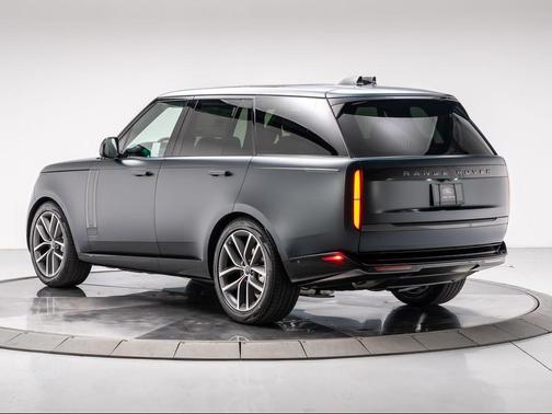 2026 Land Rover Range Rover P400 SE