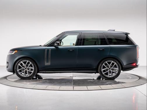 2026 Land Rover Range Rover P400 SE