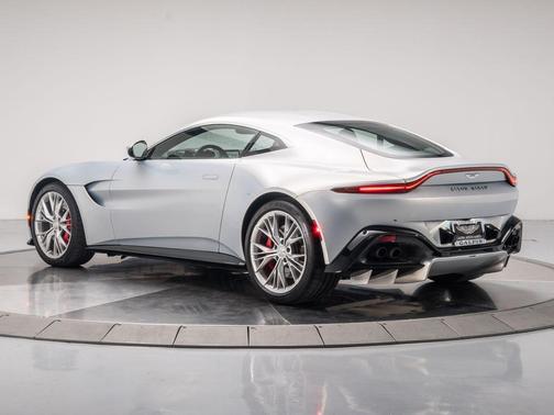 2023 Aston Martin Vantage