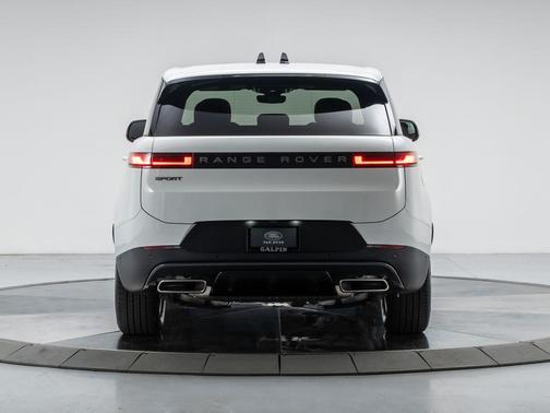 2025 Land Rover Range Rover Sport P360 SE