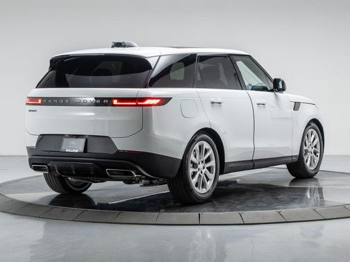 2025 Land Rover Range Rover Sport P360 SE