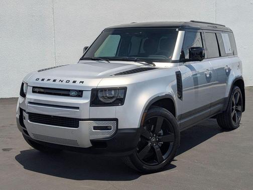 2024 Land Rover Defender P300