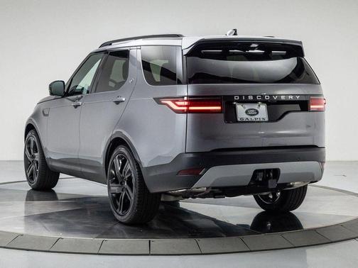 2025 Land Rover Discovery P300 S