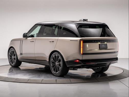 BATUMI GOLD 2026 Land Rover Range Rover P400 SE 7 Seat